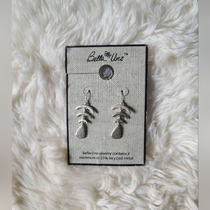 Bella Uno Earrings